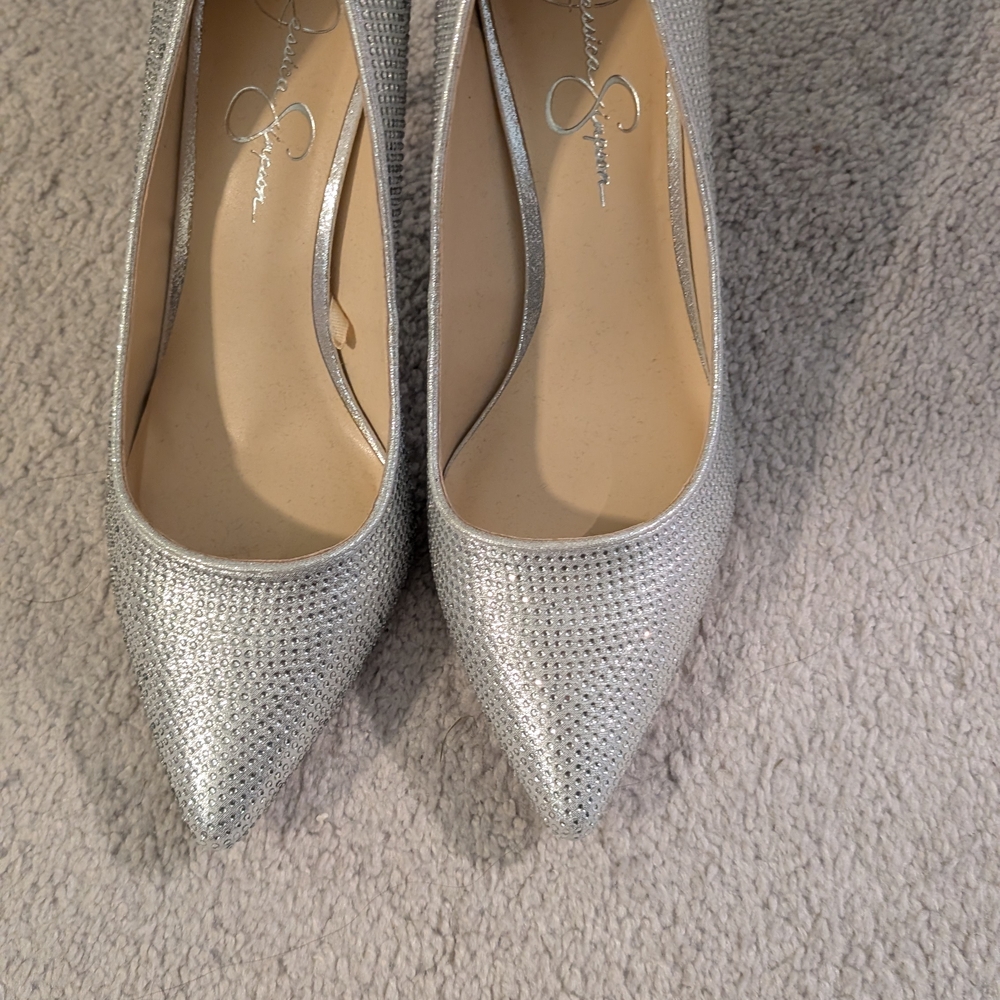 Jessica Simpson Silver Textured Heels